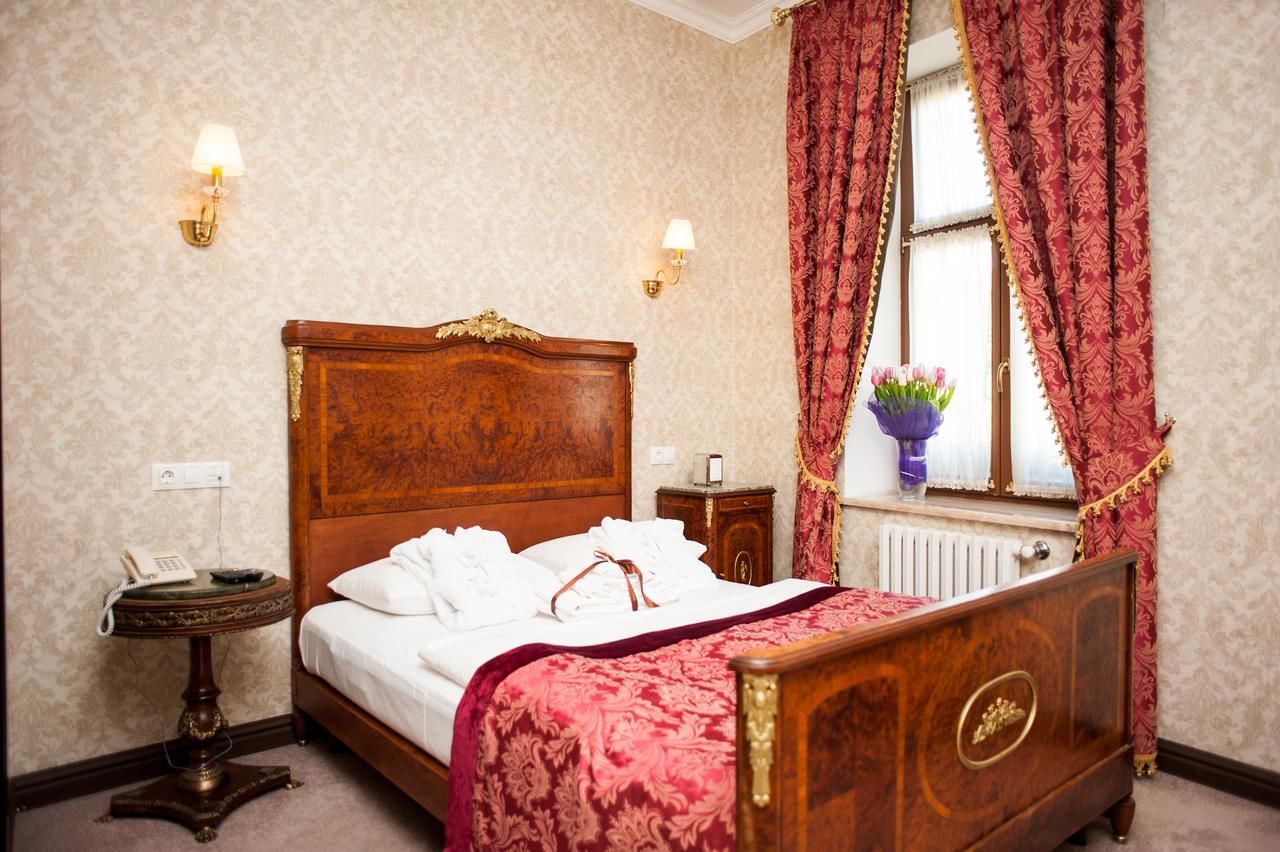 Отель Saint Feder Boutique Hotel Львов