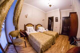 Отель Saint Feder Boutique Hotel Львов Двухместный номер «Комфорт» с 2 отдельными кроватями-6