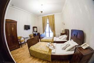 Отель Saint Feder Boutique Hotel Львов Двухместный номер «Комфорт» с 2 отдельными кроватями-11