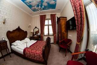 Отель Saint Feder Boutique Hotel Львов Стандартный двухместный номер с 1 кроватью-17