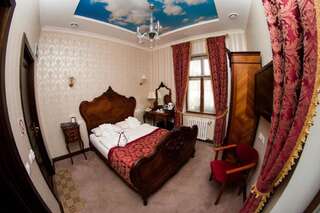 Отель Saint Feder Boutique Hotel Львов Стандартный двухместный номер с 1 кроватью-18